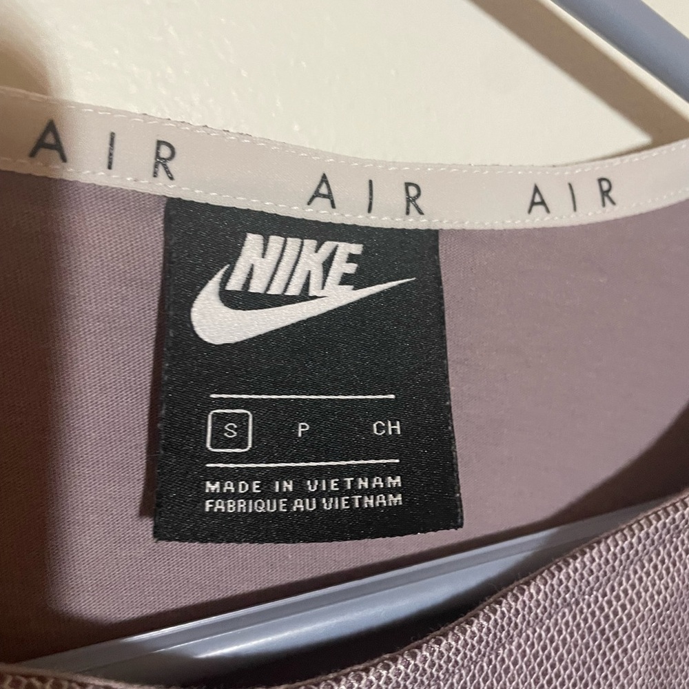 Nike - Women's Lavender Double Vision Mesh Top - Size M - Picture 2 of 6
